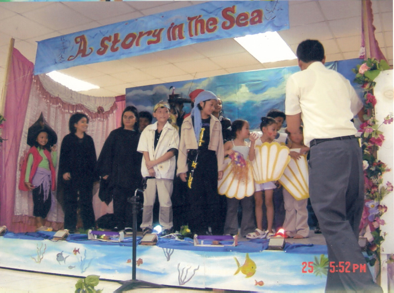 storyinthesea.jpg
